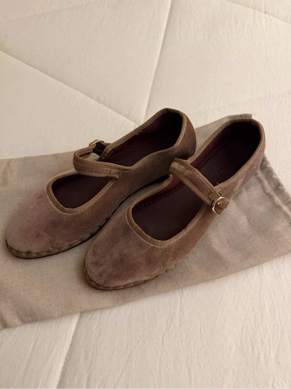 Flabelus Women’s Mary Jane Flats